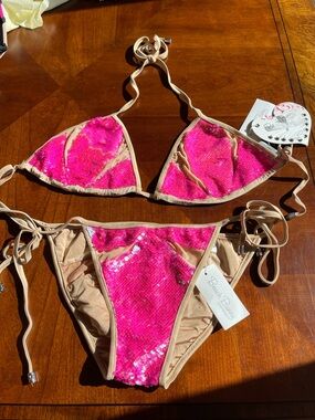 NWT beach bunny bikini Barbie pink Ray of Light XL top, L bottoms